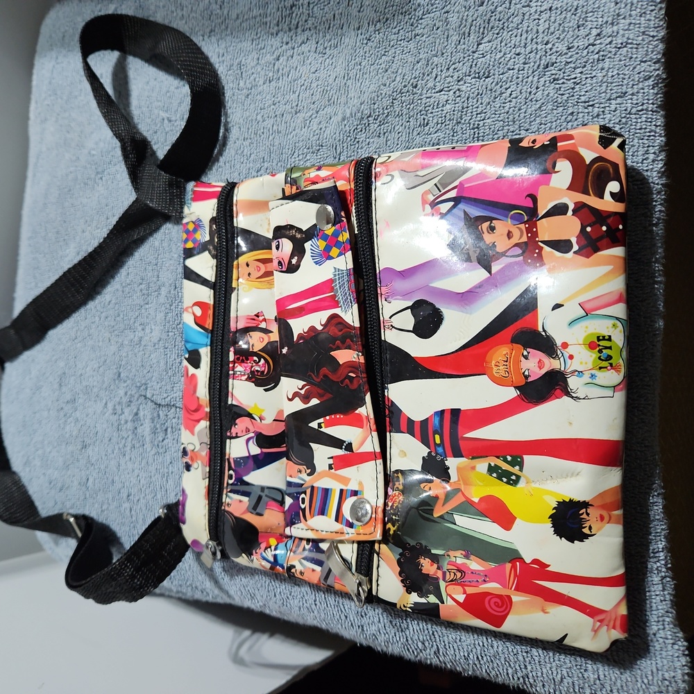 Cute purse with people